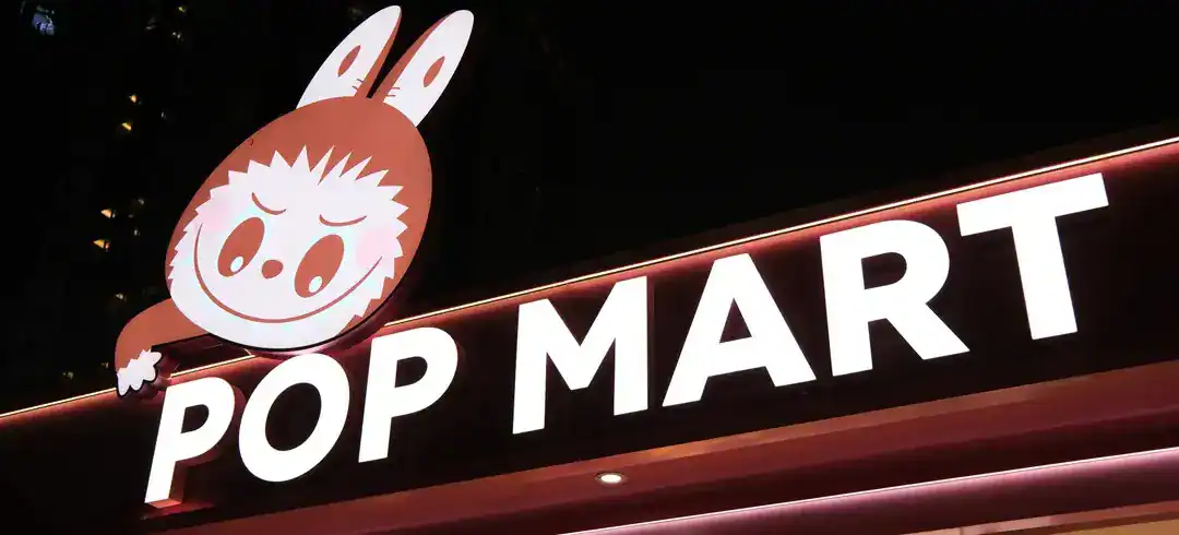 Lighted Storefront Sign Channel Letters